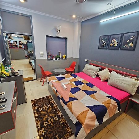 Deer Park Home Stay New Delhi Extérieur photo