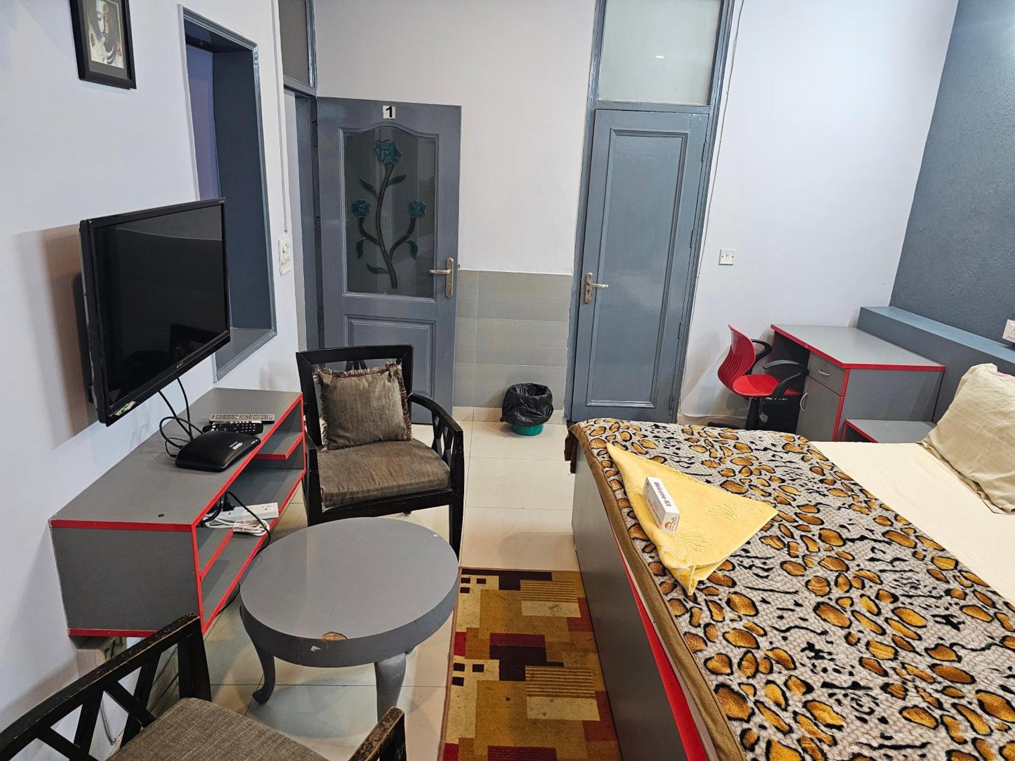Deer Park Home Stay New Delhi Extérieur photo